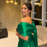 Off Shoulder Green Evening Gown 2025 Elegant Bow Backless Formal Dress A Line Long Prom Dress Party Gown Customizd