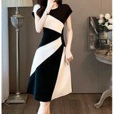 French Temporary Simple Fashion High End Short Sleeved Dress Summer New Round Neck Waist High-end Black White Patchwork Dresses