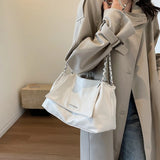 Pbong  Vintage Black Chain Strap Tote Bag, Casual Large Capacity Shoulder Purse with Texture for Everyday Women Versatile Underarm Bag