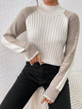 New autumn and winter semi high neck long sleeved contrasting base sweater that can be worn outside