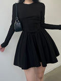 Black Long Sleeve O Neck Pleated Dress