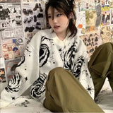 Men's and Women's Loose Cotton Knitted Sweater New Retro Sweater Ripple Creative Stripe Punched Knitted Hoodie