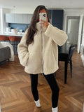 Winter Chic Girl Lamb Fleece Women's Short Jacket Zipper Long Sleeved Pocket Warm Coat Fashion High Street Female Outerwear