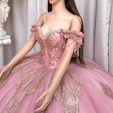 Pbong  Customized Girls Birthday Dress Pink Princess Quinceanera Dress Lace Appliqued Sweetheart Dress For Sweet 16 Luxury Formal Gowns