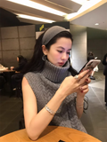 Cable Knit Turtleneck Sweater Vest for Women Cozy Funnel Neck Sleeveless Knit Top Jumper Pullovers Ladies Casual Chic Outfit