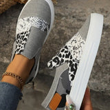Pbong  Fashion Women's Flat Shoes Casual Sneaker Vulcanized Shoes Slip-on Fashion Snake-print Leopard Color Trend Big Size 36-43