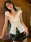 V-neck White Shirts Women Fashion Lace Design Slim Temperament Ins Hotsweet Summer College Vacation Chic Vintage Simple Casual