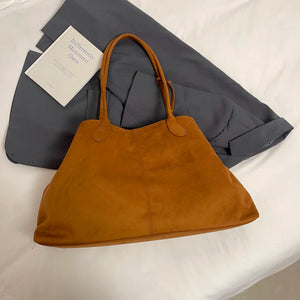Pbong  Large Capacity Faux Suede Shoulder Bags Solid Simple Big Handbags Women Elegant Retro Female Bags New In Casual Totes