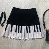 Pbong  American Retro Sweet Black White Piano Skirts Summer New Pleated Skirt Woman Y2k Slim Fit High Waist Fashion