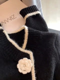 Retro Round Neck Black Sweater Women Clothing Autumn/Winter Korean Style Sweet Commuter Slim Short Knitted Cardigan Women Tops