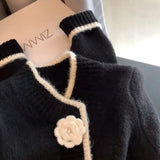 Retro Round Neck Black Sweater Women Clothing Autumn/Winter Korean Style Sweet Commuter Slim Short Knitted Cardigan Women Tops