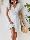 Women's Elegant Contrast Lace V-Neck Sleeveless A-Line Dress with Waist Accent & Flared Skirt - Machine Washable Solid Color All-Season Versatile for Casual to Formal Occasions, Quality Fabric Dress