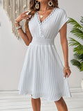 Women's Elegant Contrast Lace V-Neck Sleeveless A-Line Dress with Waist Accent & Flared Skirt - Machine Washable Solid Color All-Season Versatile for Casual to Formal Occasions, Quality Fabric Dress