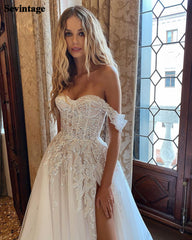Boho Wedding Dresses Crystal Beading Off the Shoulder Lace Appliques A-Line Wedding Gown Sweetheart Bridal Gown