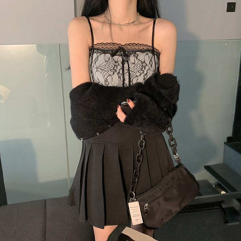 Black Sexy Camis Women Casual Korean Style Sleeveless Y2k Crop Tops Female Elegant Party Lace Tanks Slim Spaghetti Strap Shirts