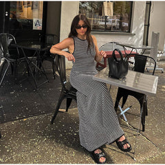 Women Fashion Striped Hollow Out Knitted Dress Elegant O Neck Sleeveless Maxi Vestidos Summer Female Beach Vacation Robes
