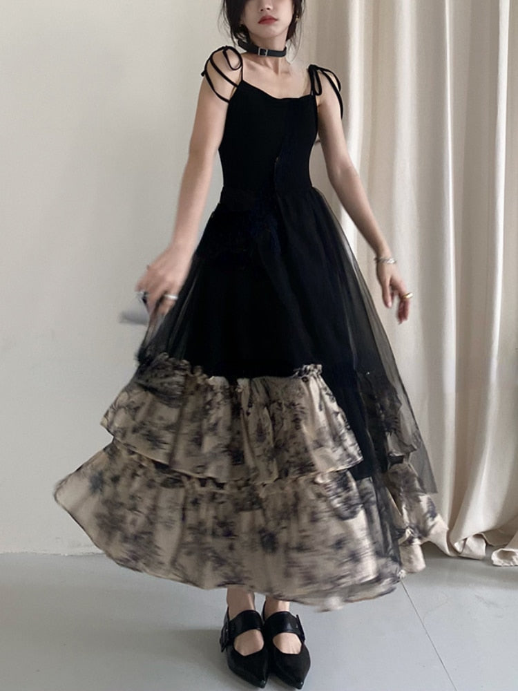 French Vintage Black Strap Dress Gothic Casual Summer Sleeveless Sexy Retro Midi Dress Slim Korean Style Party Dress Woman