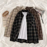 Vintage Women Plaid Shirts Loose Oversize Long Sleeve Button Up Fall Shirt Casual Pocket Female Tops Korean Black Tops