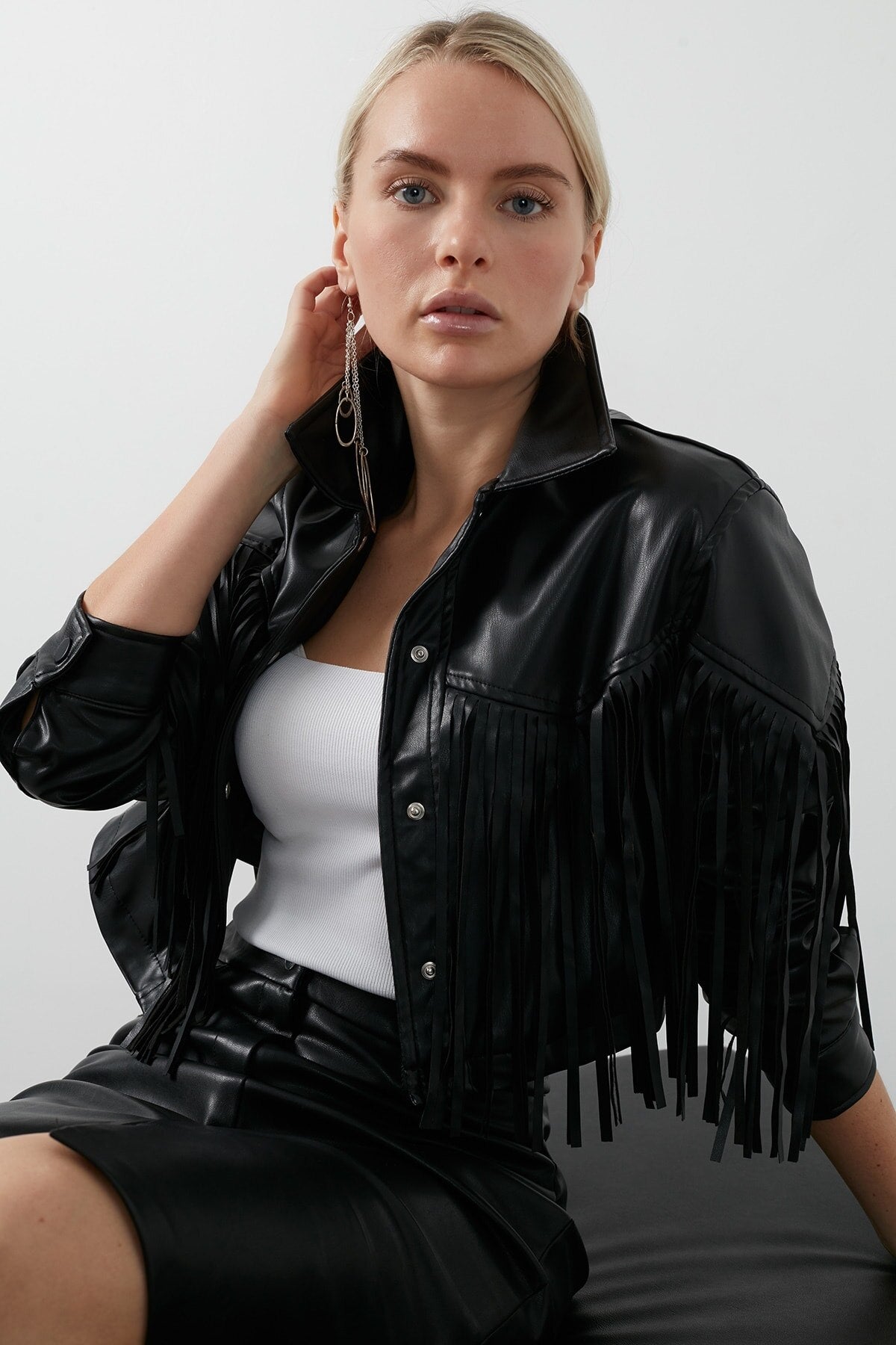 new high quality women fashion autumn winter black faux leather jackets zipper tasseled crop top cowboy jacket 3 colors coat