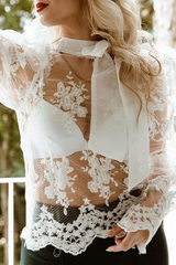 Pbong - White Elegant Solid Lace Embroidered With Bow Half A Turtleneck Tops